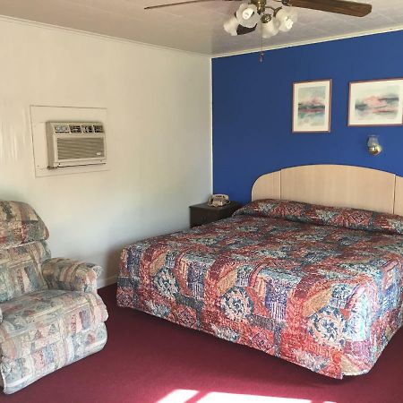 פרדריקסברג Azure Hills Inn And Suites מראה חיצוני תמונה